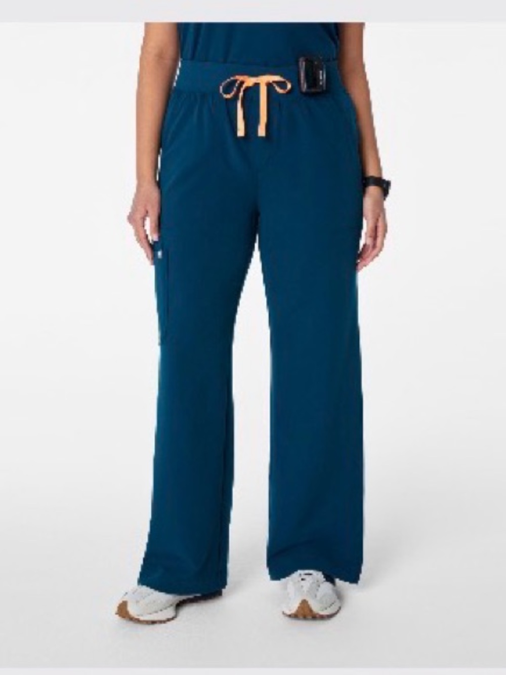 FIGS Isabel High Waisted Wide-Leg scrub pants